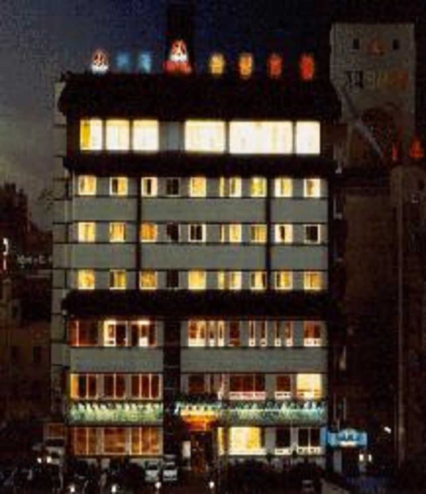 Geoje Tourist Hotel Екстериор снимка